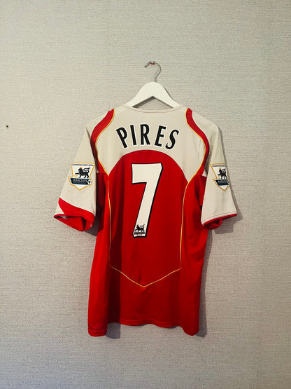 Arsenal home football shirt 2004/05 Pires Medium