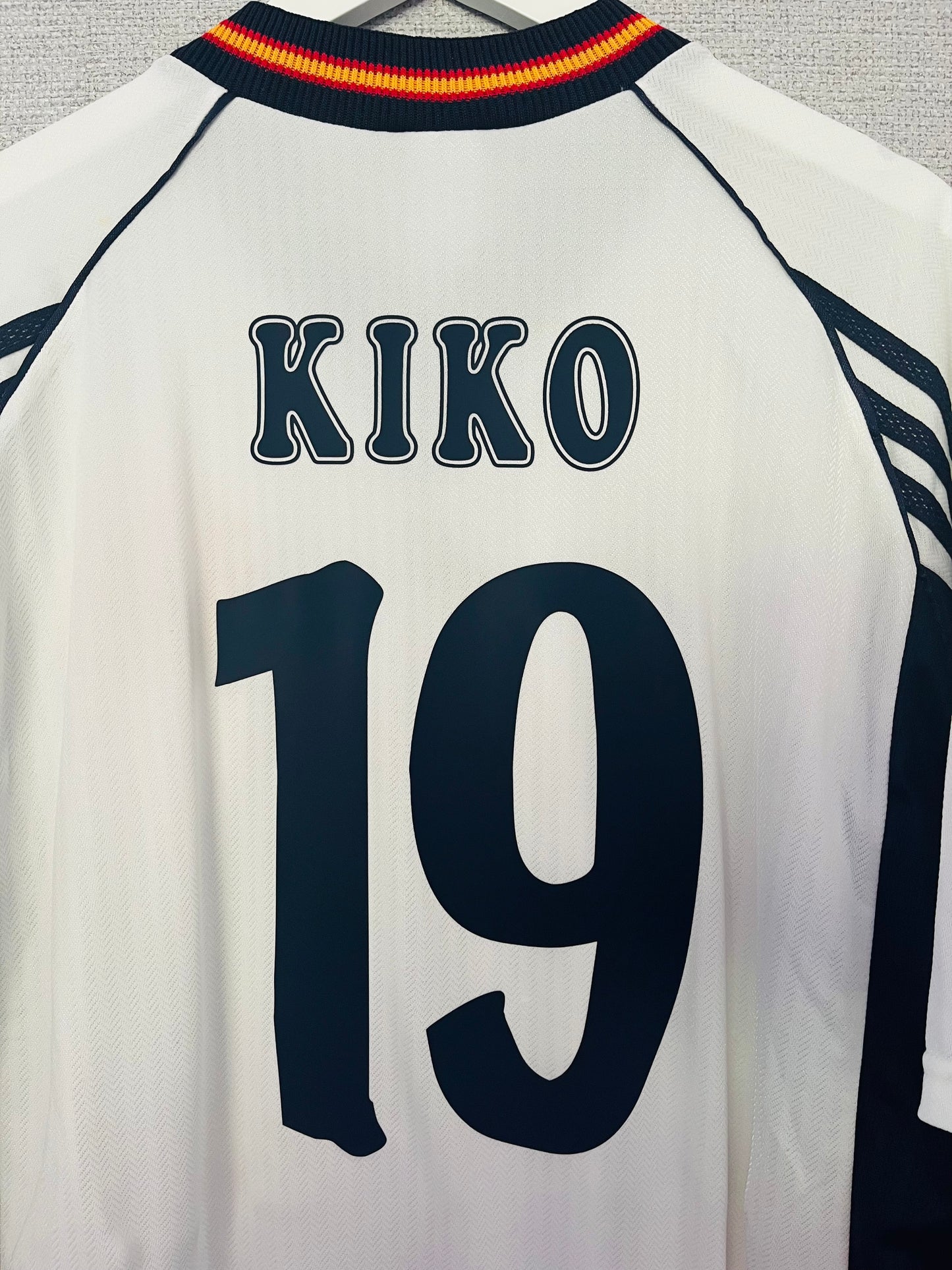 Spain away football shirt
W/C 1998 Kiko XL