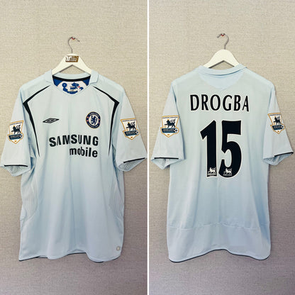 Chelsea away football shirt
2005/06 Drogba XXL