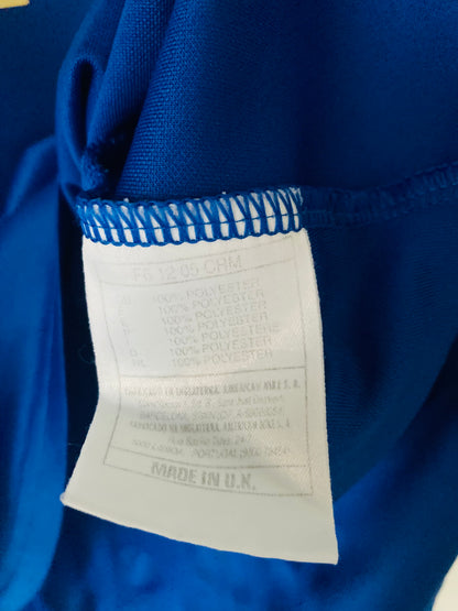 Italy home football shirt

Euro 1996 Zola medium