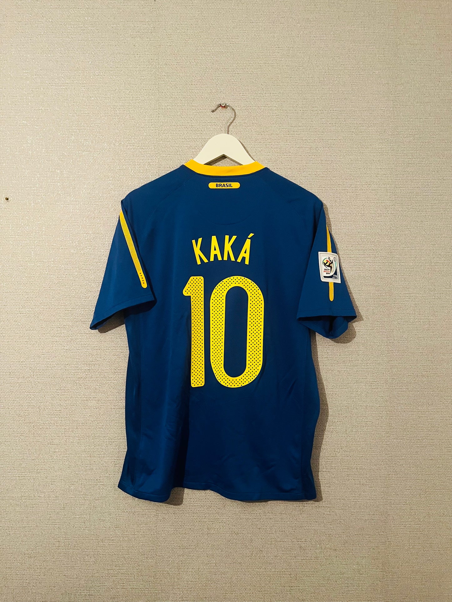 Brazil away football shirt W/C 2010 Kaka Medium