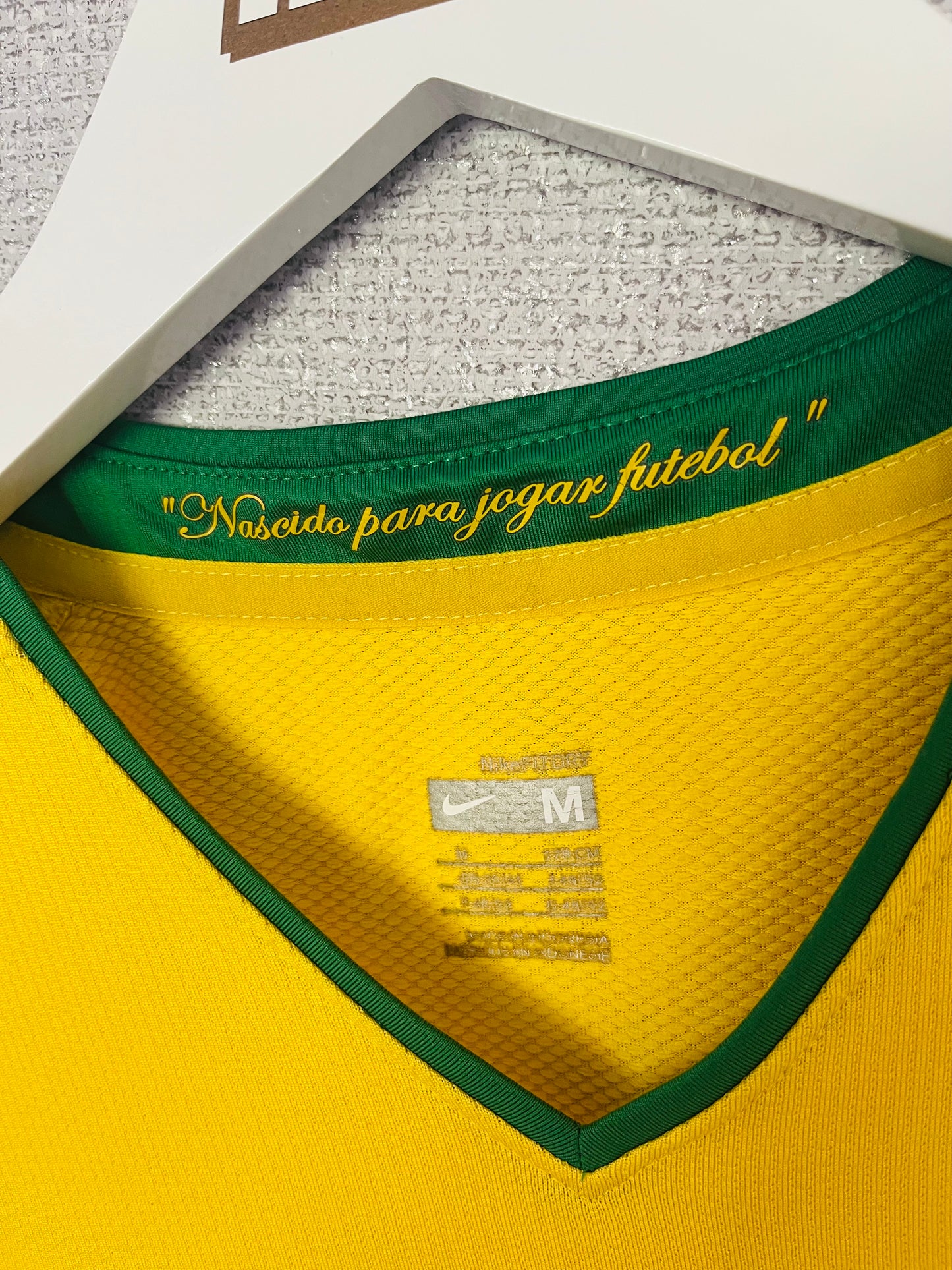 Brazil home football shirt 2008/10 Ronaldinho Medium