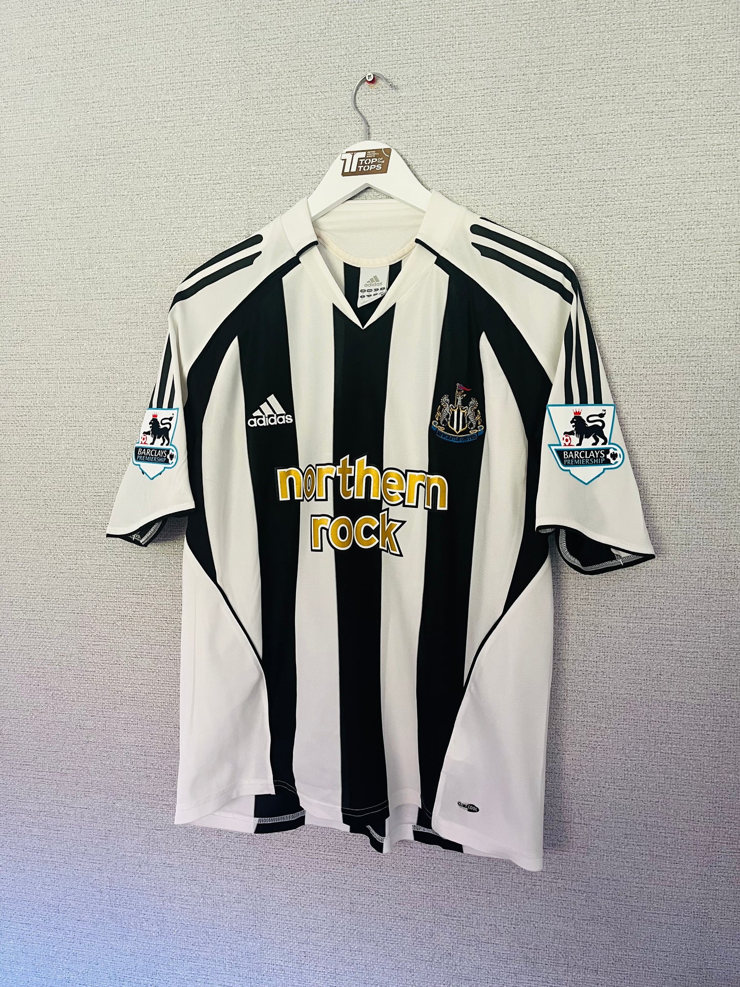 Newcastle United home football shirt 2005/07 Shearer Medium