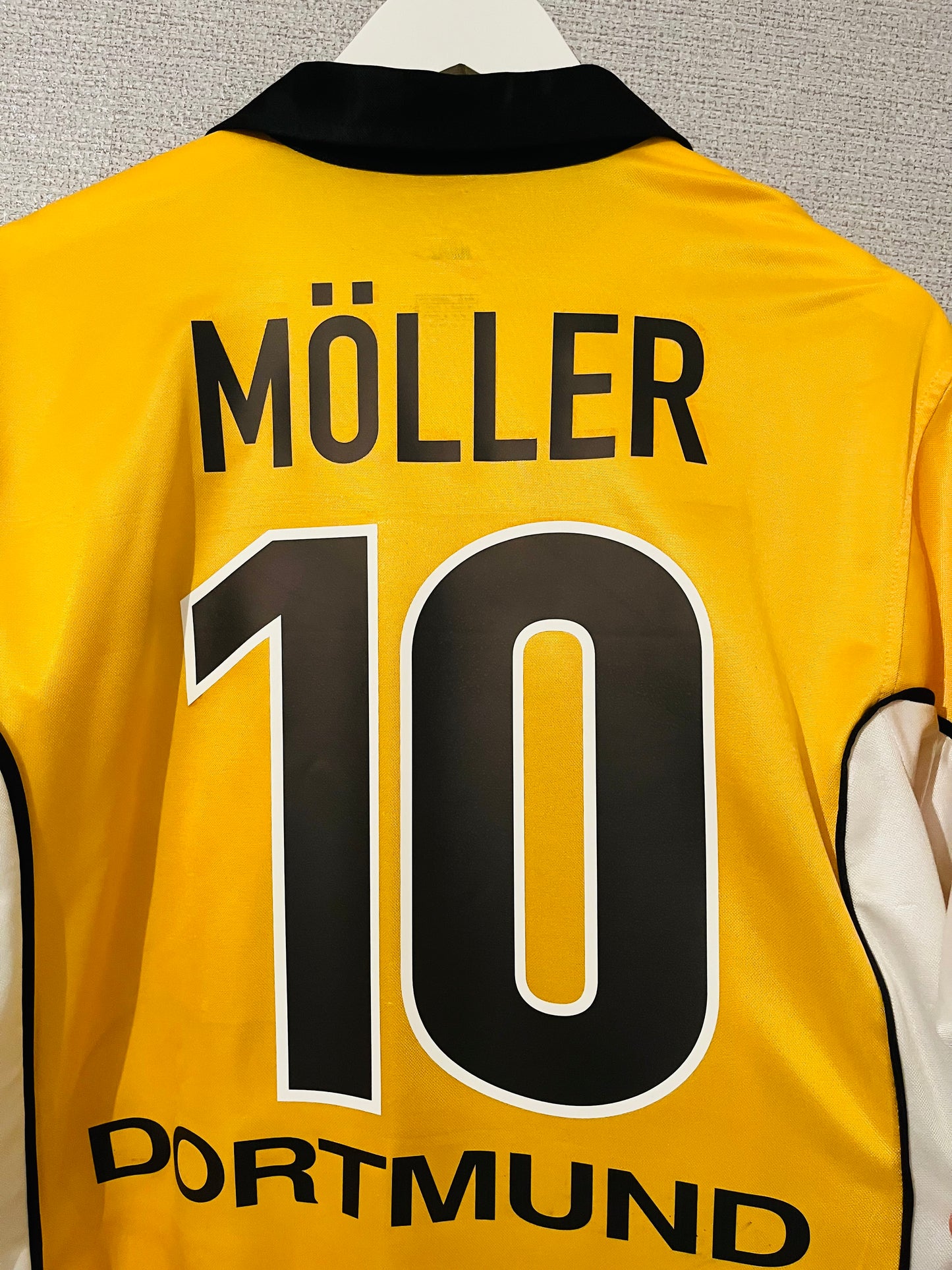 Borussia Dortmund home football shirt 1998/2000 Moller Medium