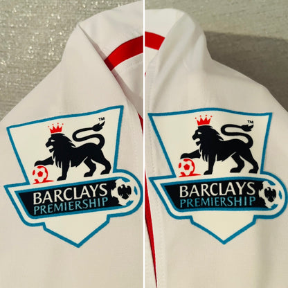 Liverpool away football shirt
2005/06 Alonso Medium