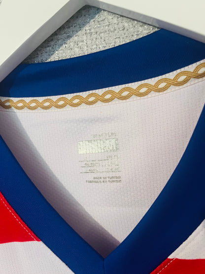 Croatia home football shirt
Euro 2008 Modric Medium