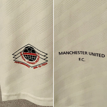 Manchester United away football shirt 1996/97 Cantona Large