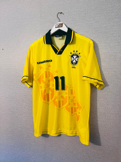 Brazil home football shirt 1994/95 Romario Medium