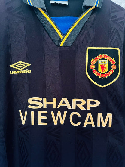 Manchester United away football shirt 1994/95 Cantona Medium