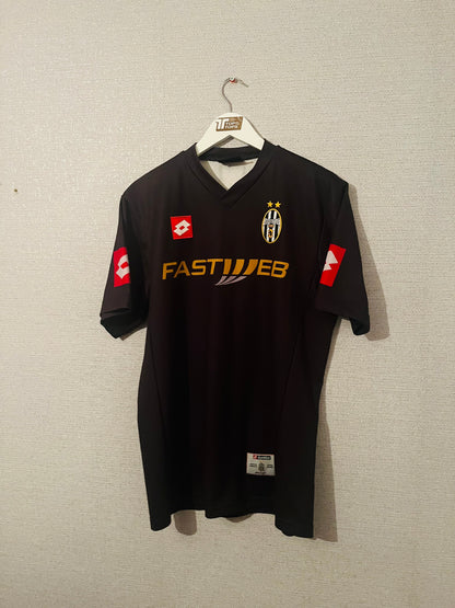 Juventus away football shirt 2001/02 Del Piero Medium