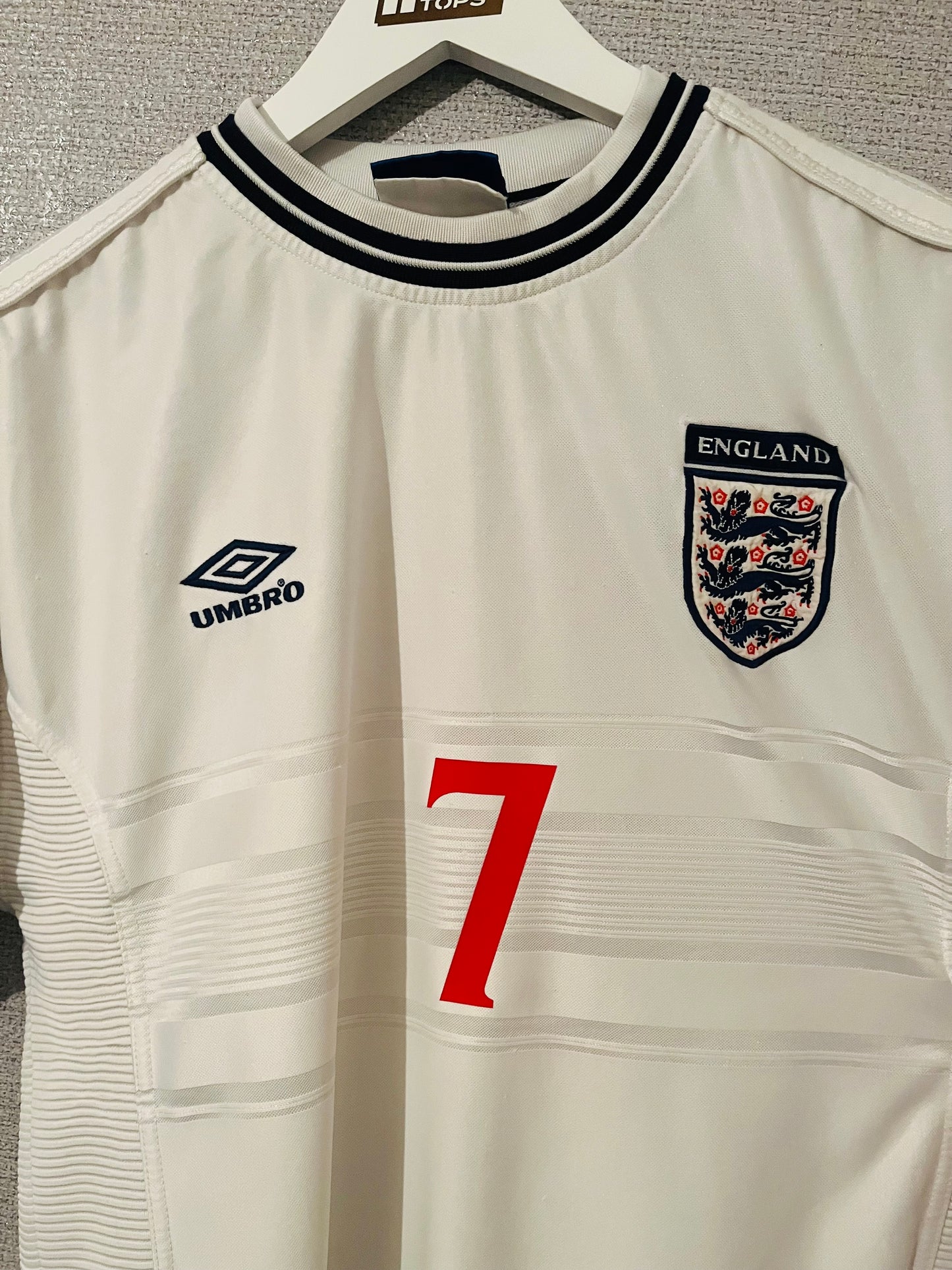 England home football shirt 1999/2000 Beckham Large
