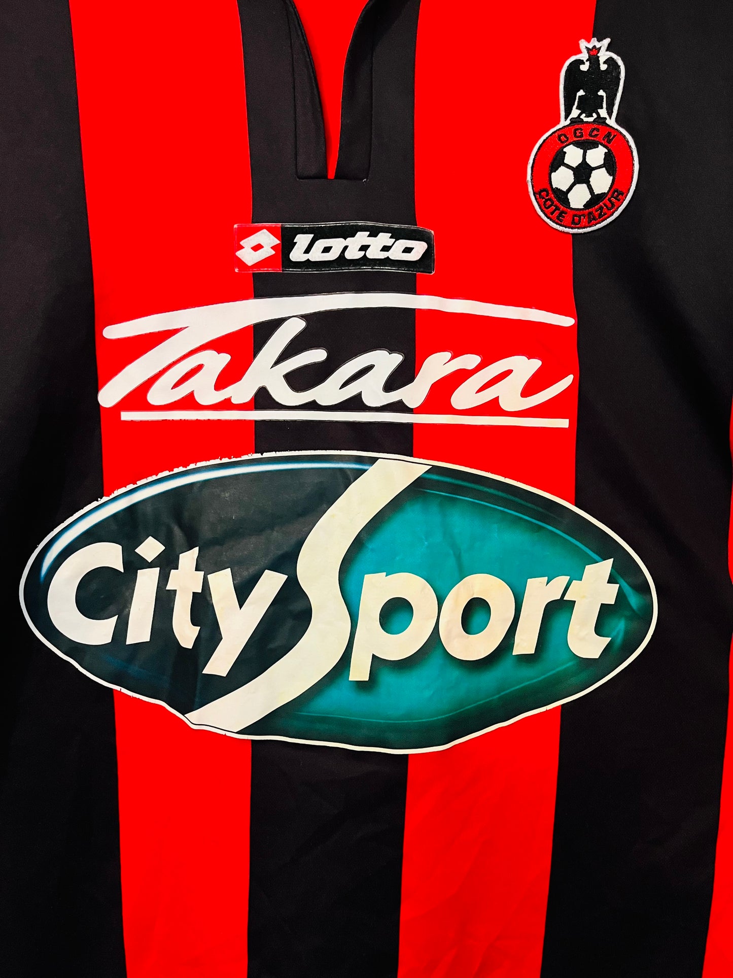 OGC Nice home football shirt
2007/08 Medium