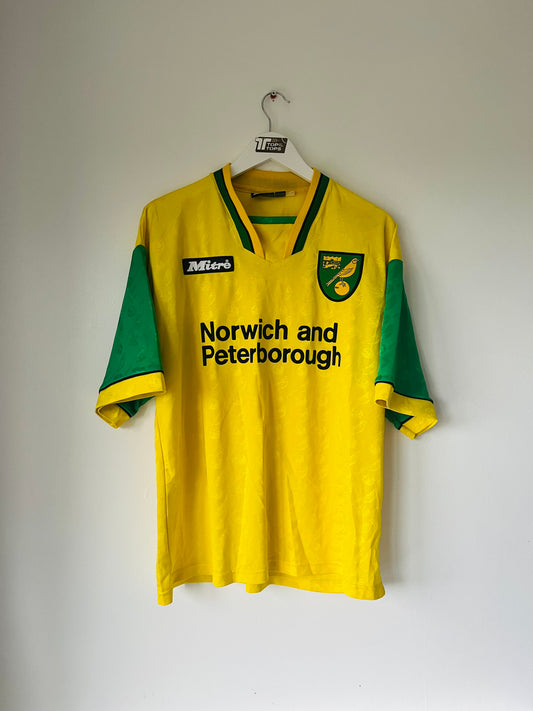 Norwich City home football shirt
1996/97 Large
