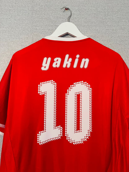 Switzerland home football shirt
Euro 2008 Hakan Yakin Large BNWTs