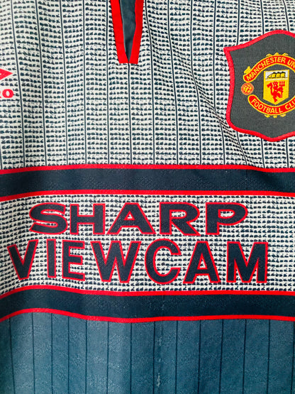 Manchester United away football shirt 1995/96 Youths XL