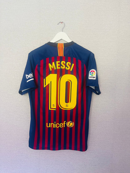 Barcelona home football shirt
2018/19 Messi Medium