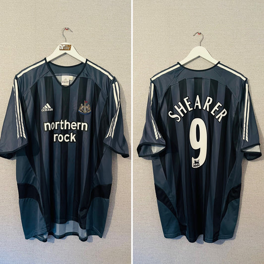 Newcastle United away football shirt 2005/06 Shearer XXL