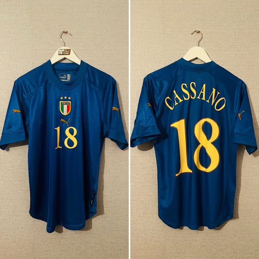 Italy home football shirt 2004/05 Cassano Medium