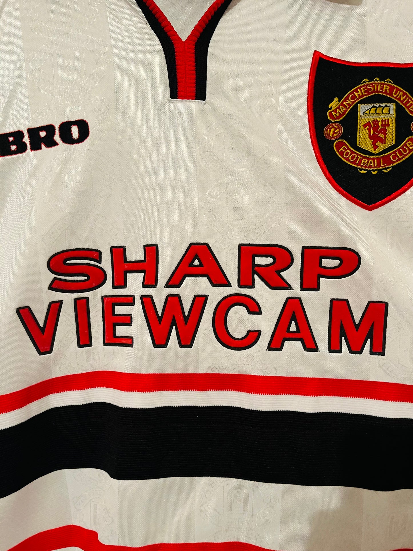 Manchester United away football shirt 1997/98 Beckham