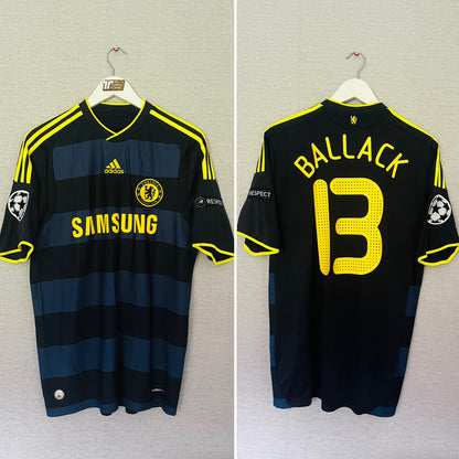 Chelsea away football shirt
2008/09 Ballack Medium