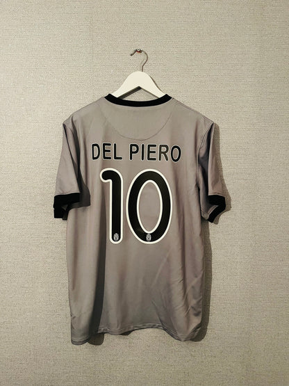 Juventus away football shirt 2009/11 Del Piero Large