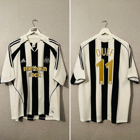 Newcastle United home football shirt 2005/07 Duff XL