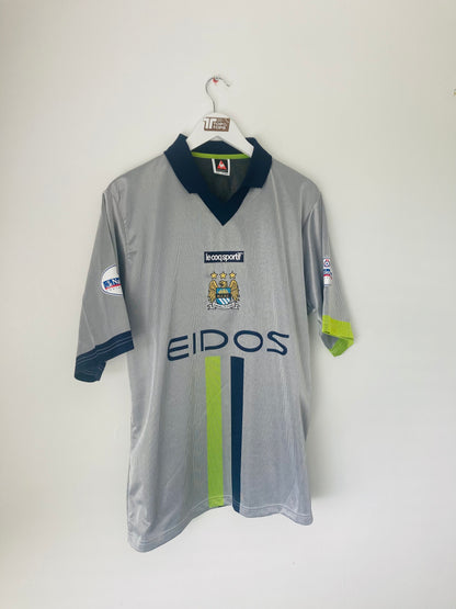Manchester City away football shirt 2001/02 Goater Medium