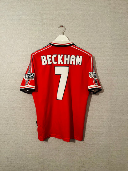 Manchester United home football shirt 1998/99 Beckham Medium
