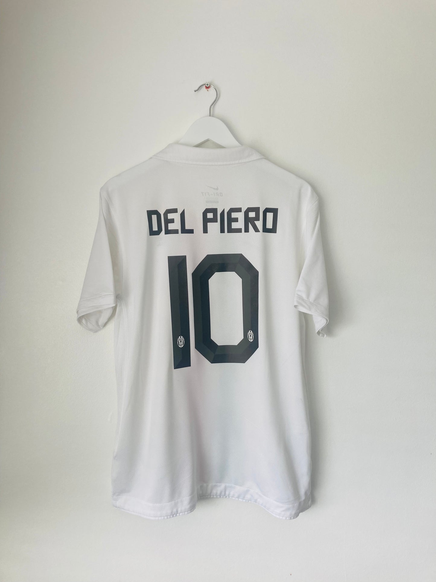 Juventus away football shirt 2010/12 Del Piero Large