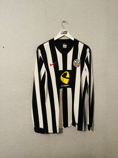 KR Reykjavik home football shirt 2014/15 Medium