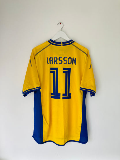 Sweden home football shirt   Euro 2004 Larsson XL