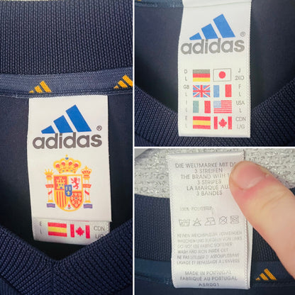 Spain away football shirt            W/C 2002 Raul Large