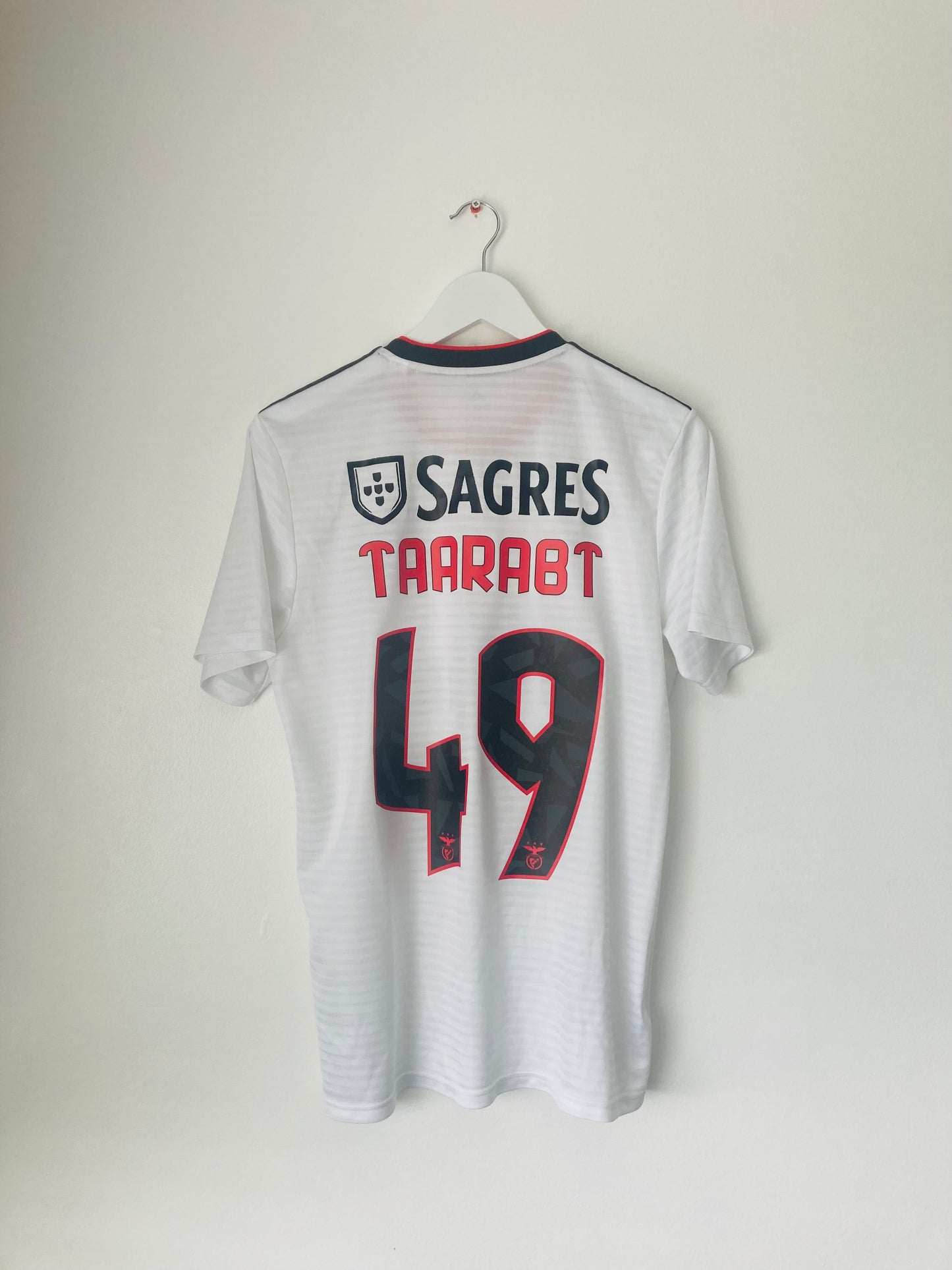Benfica away football shirt 2018/19 Taarabt medium