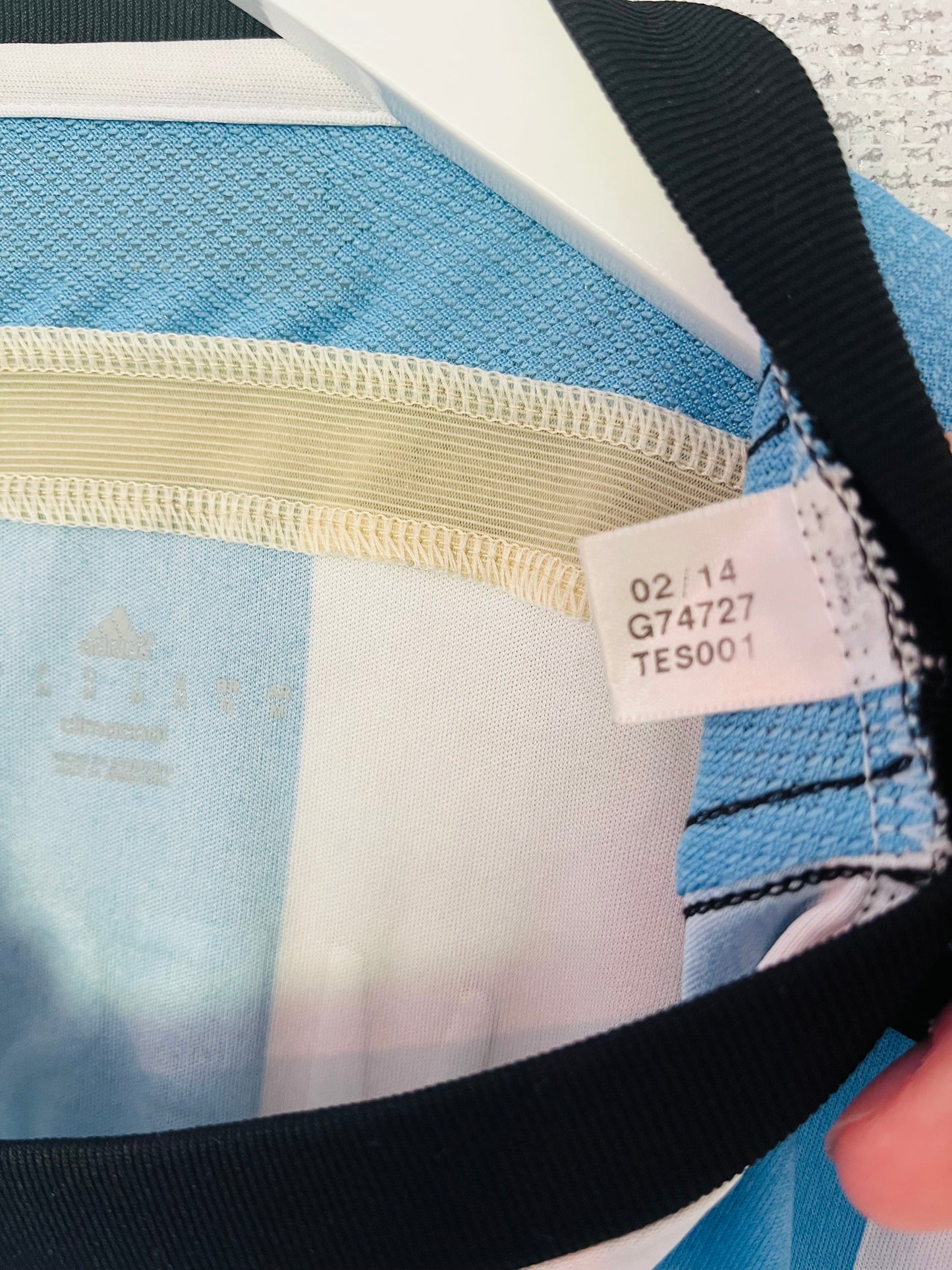 Argentina home football shirt     W/C 2014 Messi Medium