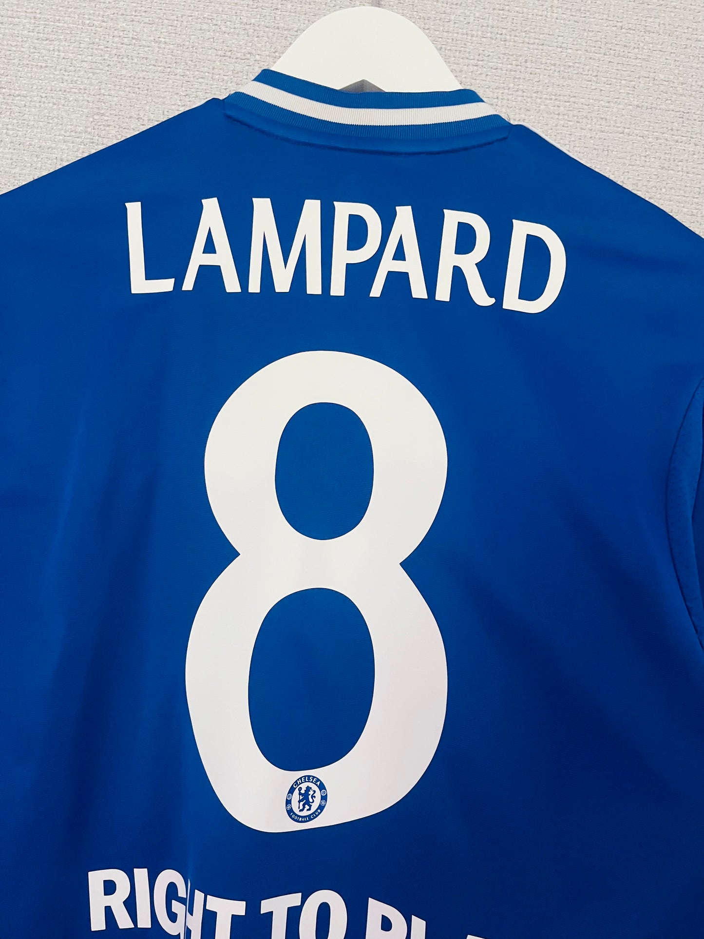 Chelsea home football shirt
2013/14 Lampard Medium