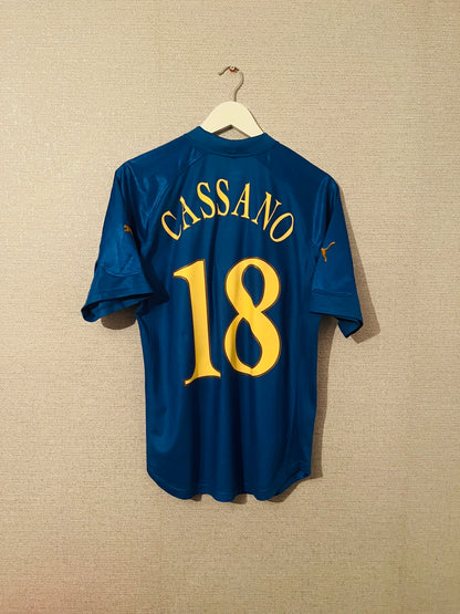 Italy home football shirt 2004/05 Cassano Medium