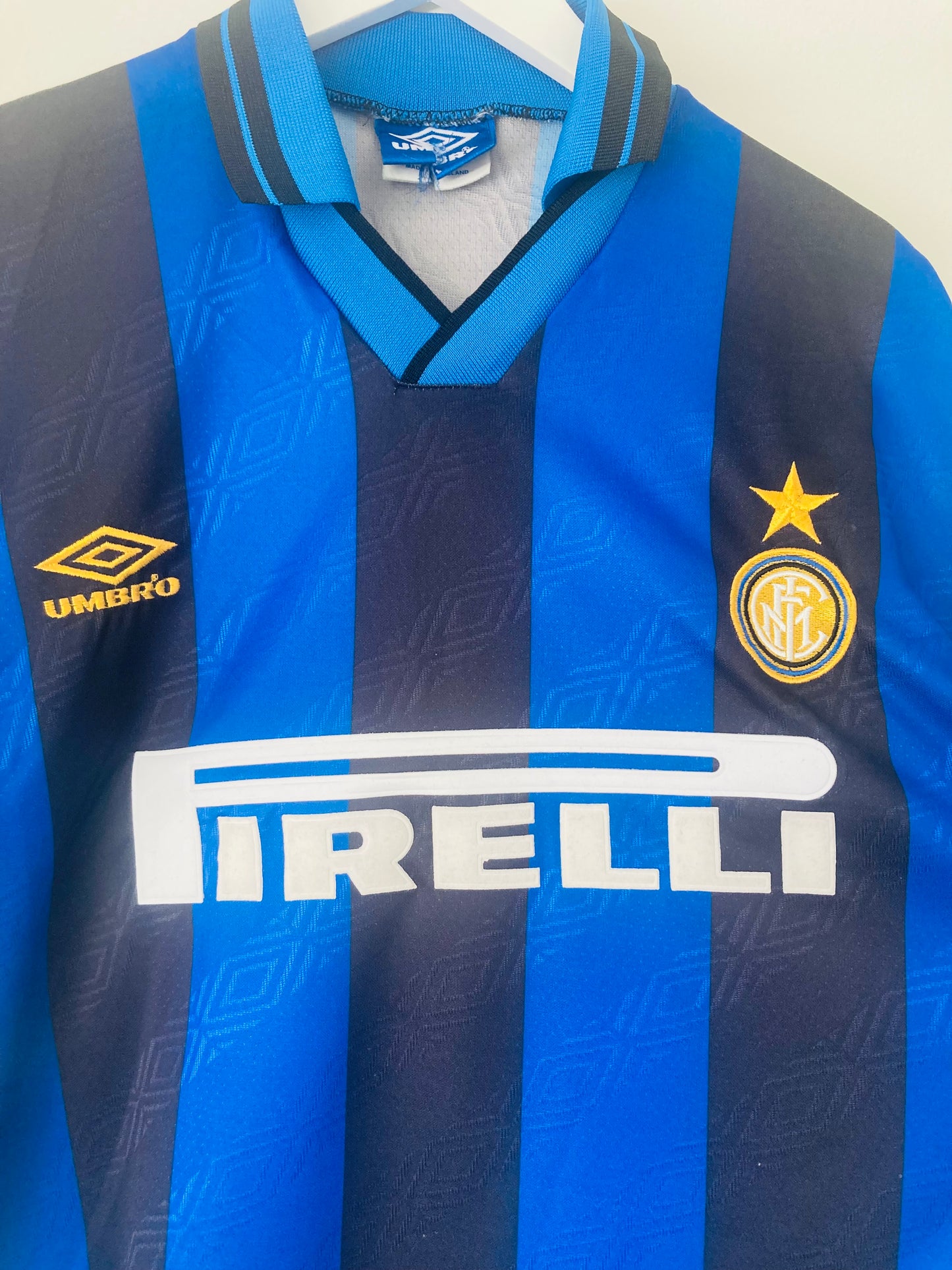 Inter Milan home football shirt 1995/96 Carlos Large
