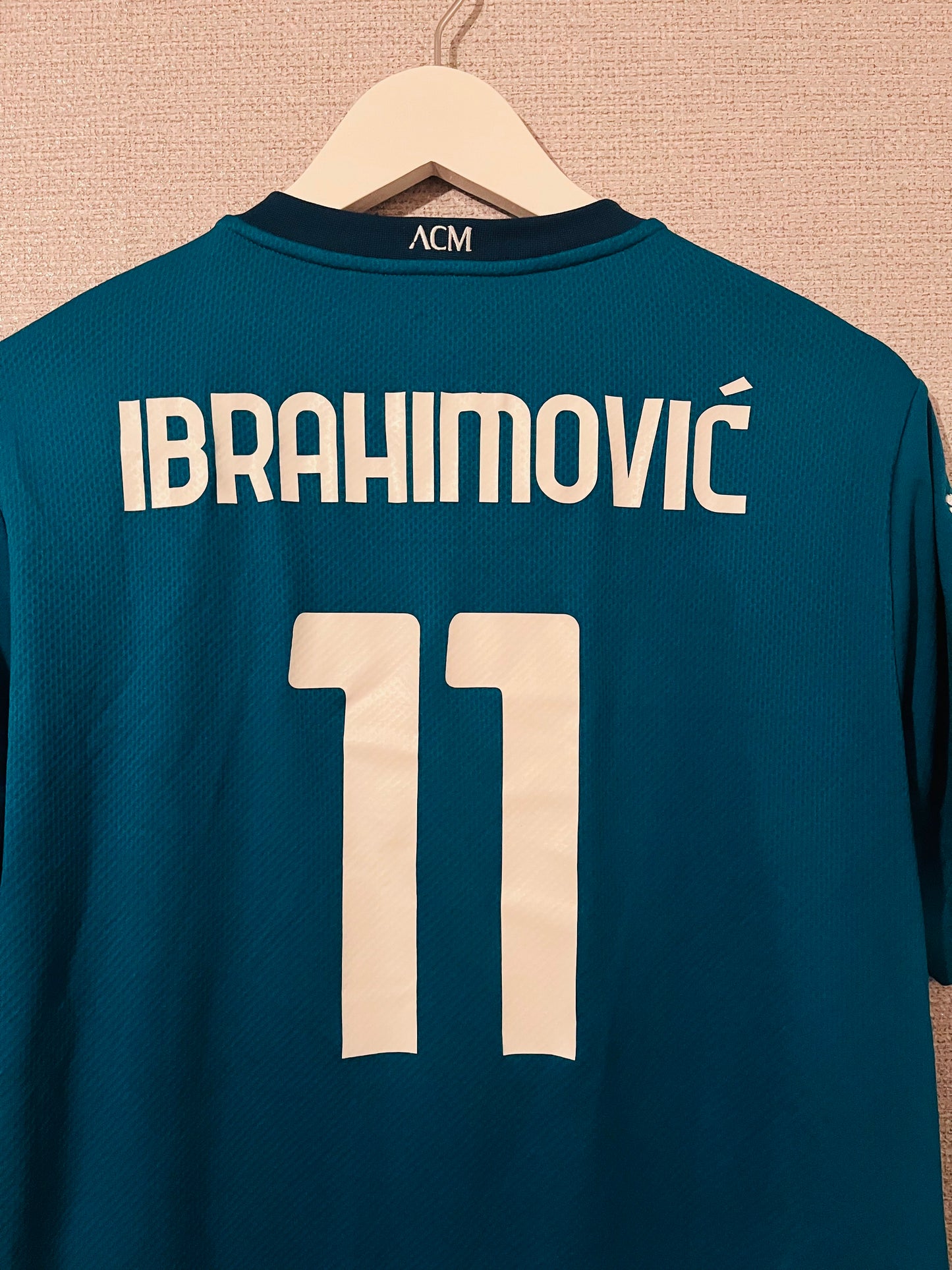 AC Milan third football shirt 2020/21 Zlatan Medium