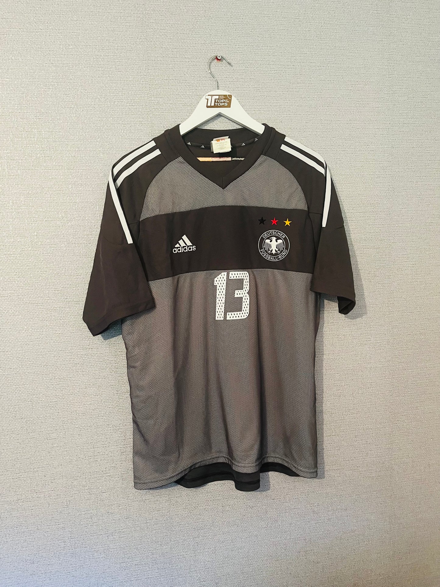 Germany away football shirt
2002/04 Ballack Large