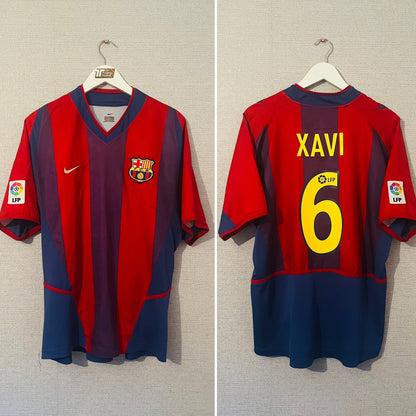 Barcelona home football shirt 2002/04 Xavi Medium