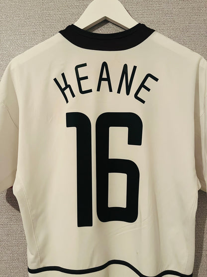 Manchester United away football shirt 2002/03 Keane Small