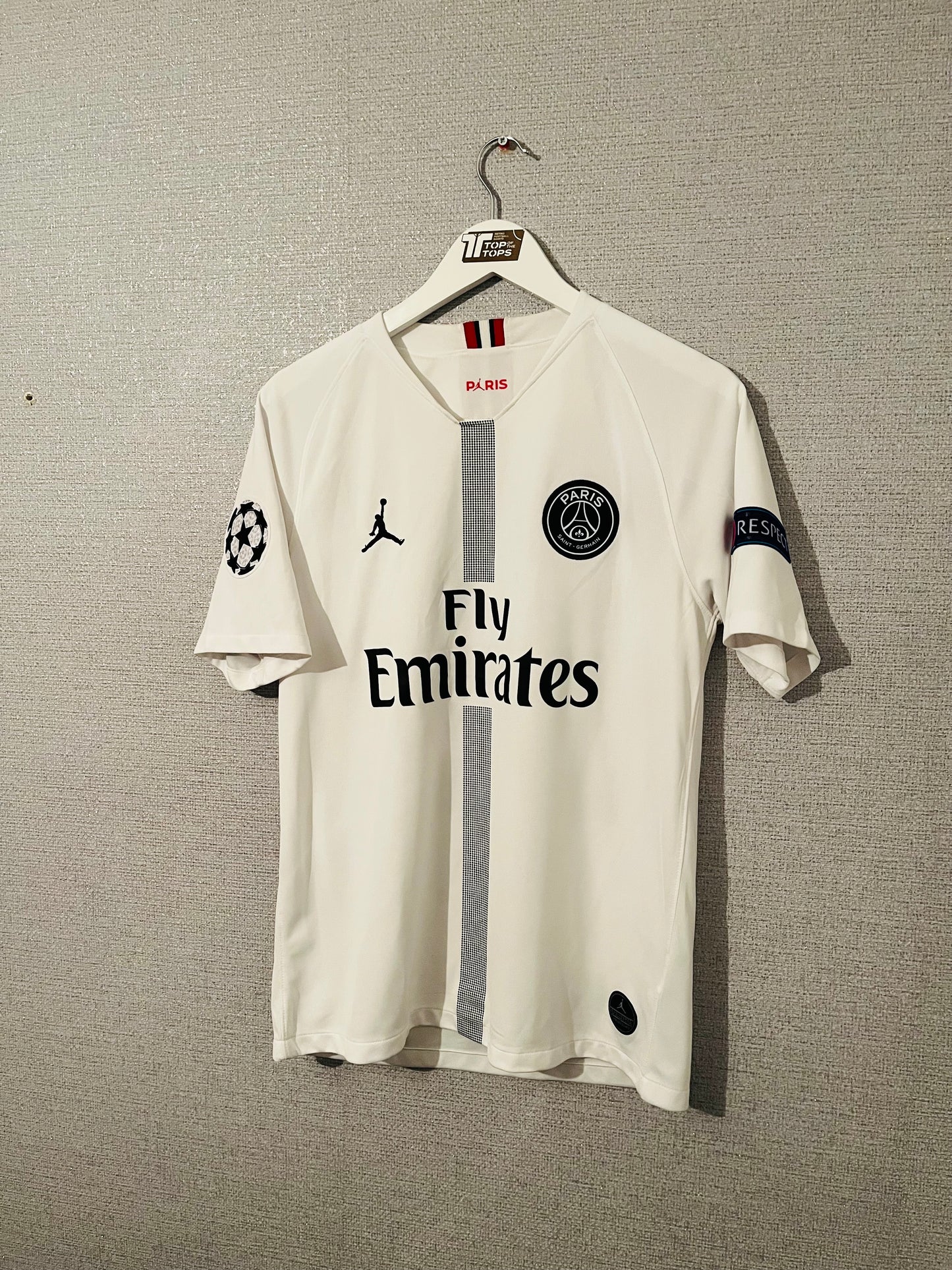 PSG cup football shirt
2018/19 Neymar Jr Medium