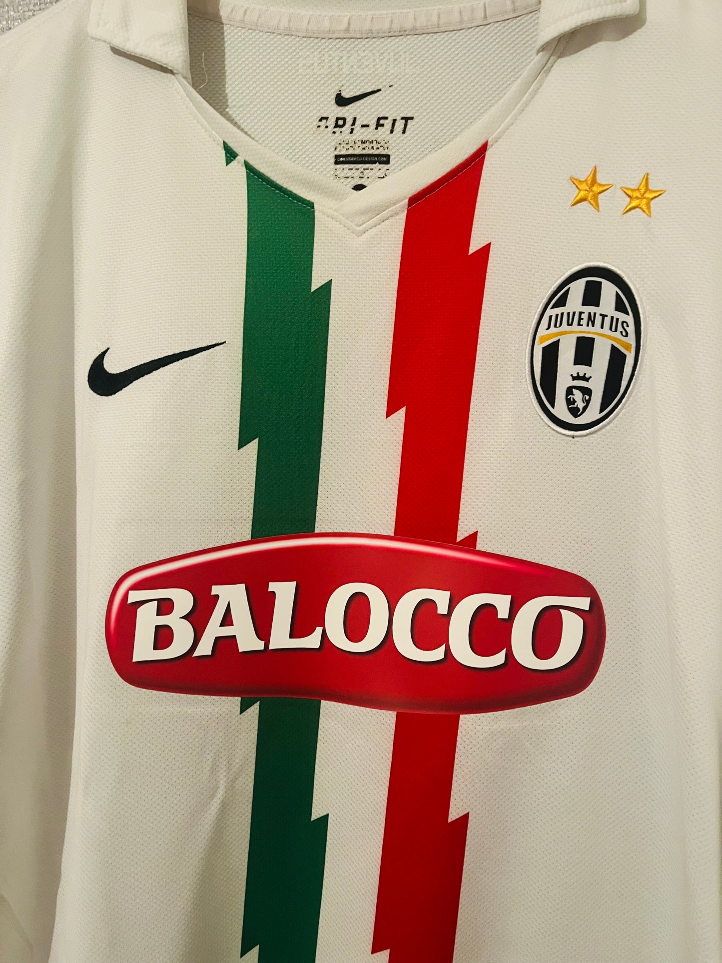 Juventus away football shirt 2010/12 Pirlo Large