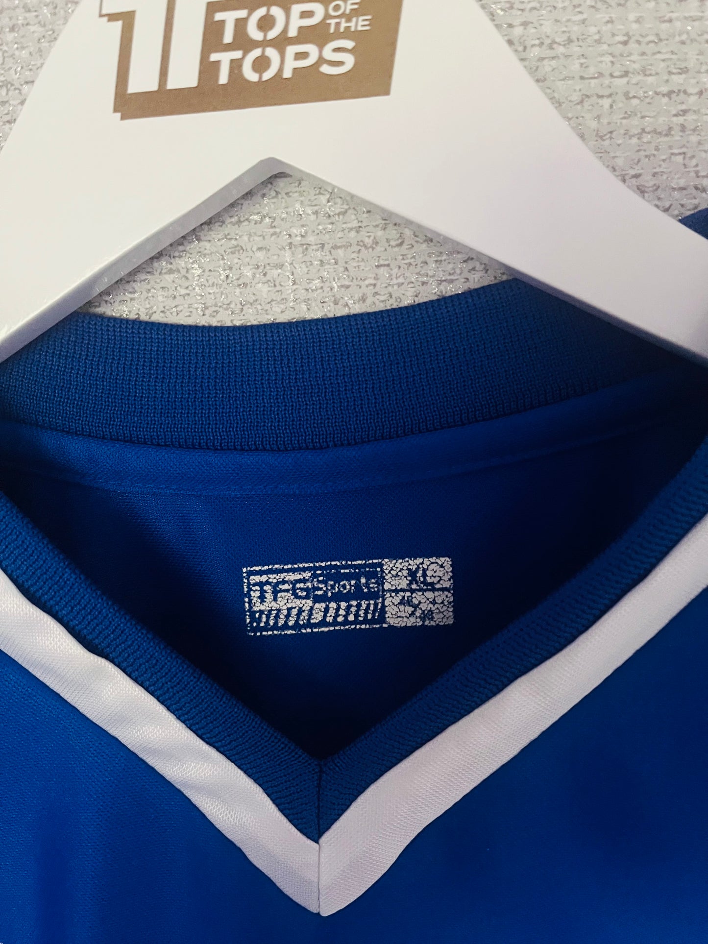 Chesterfield home football shirt
2001/02 XL