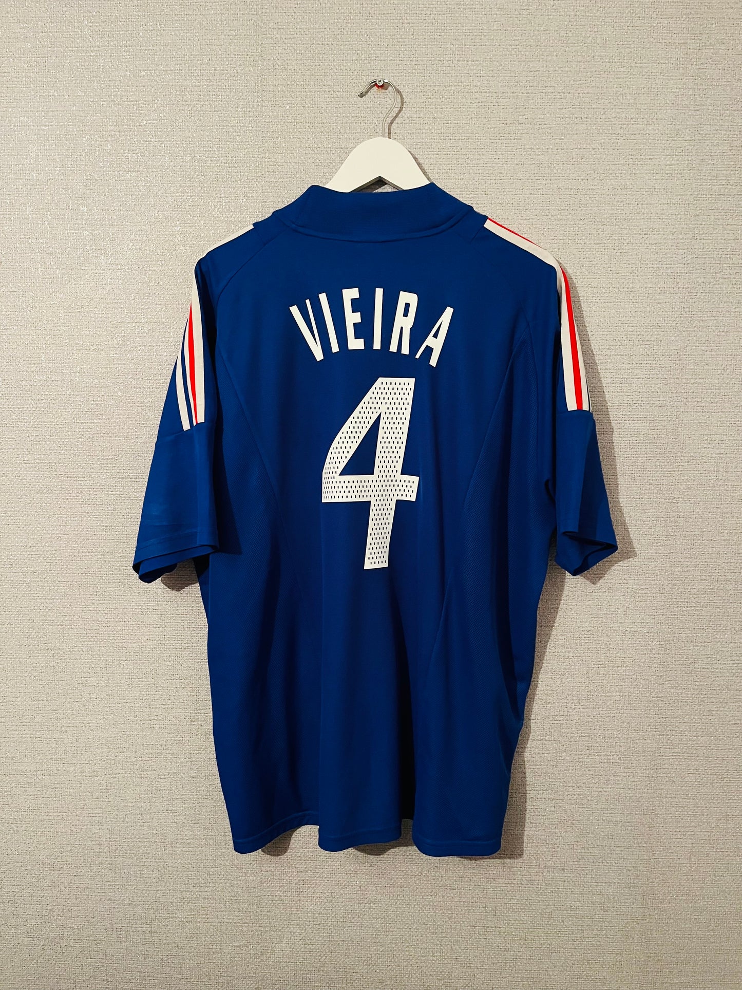 France home football shirt
2002/04 Vieira XXL