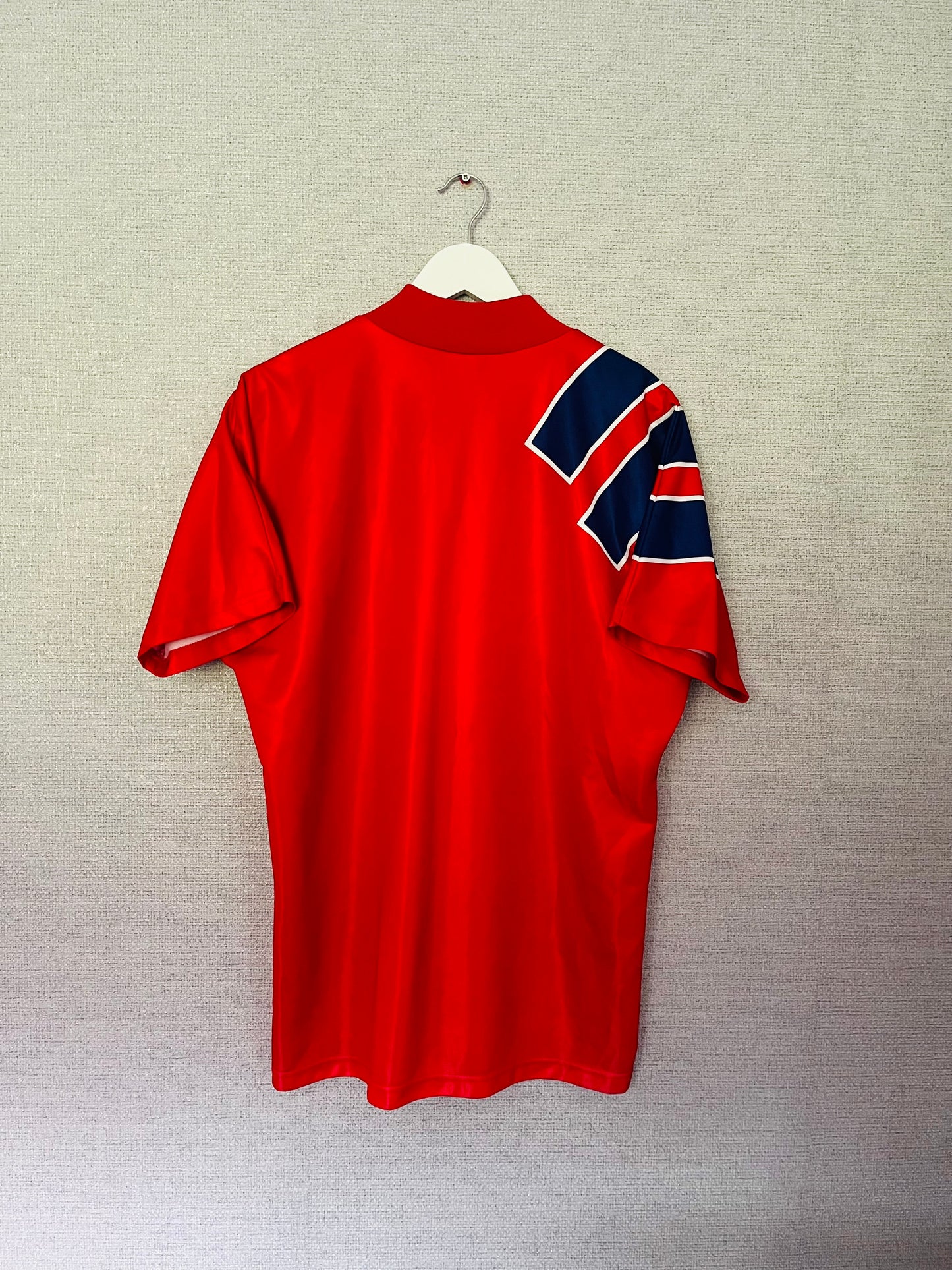 Bayern Munich home football shirt 1991/93 Medium/Large