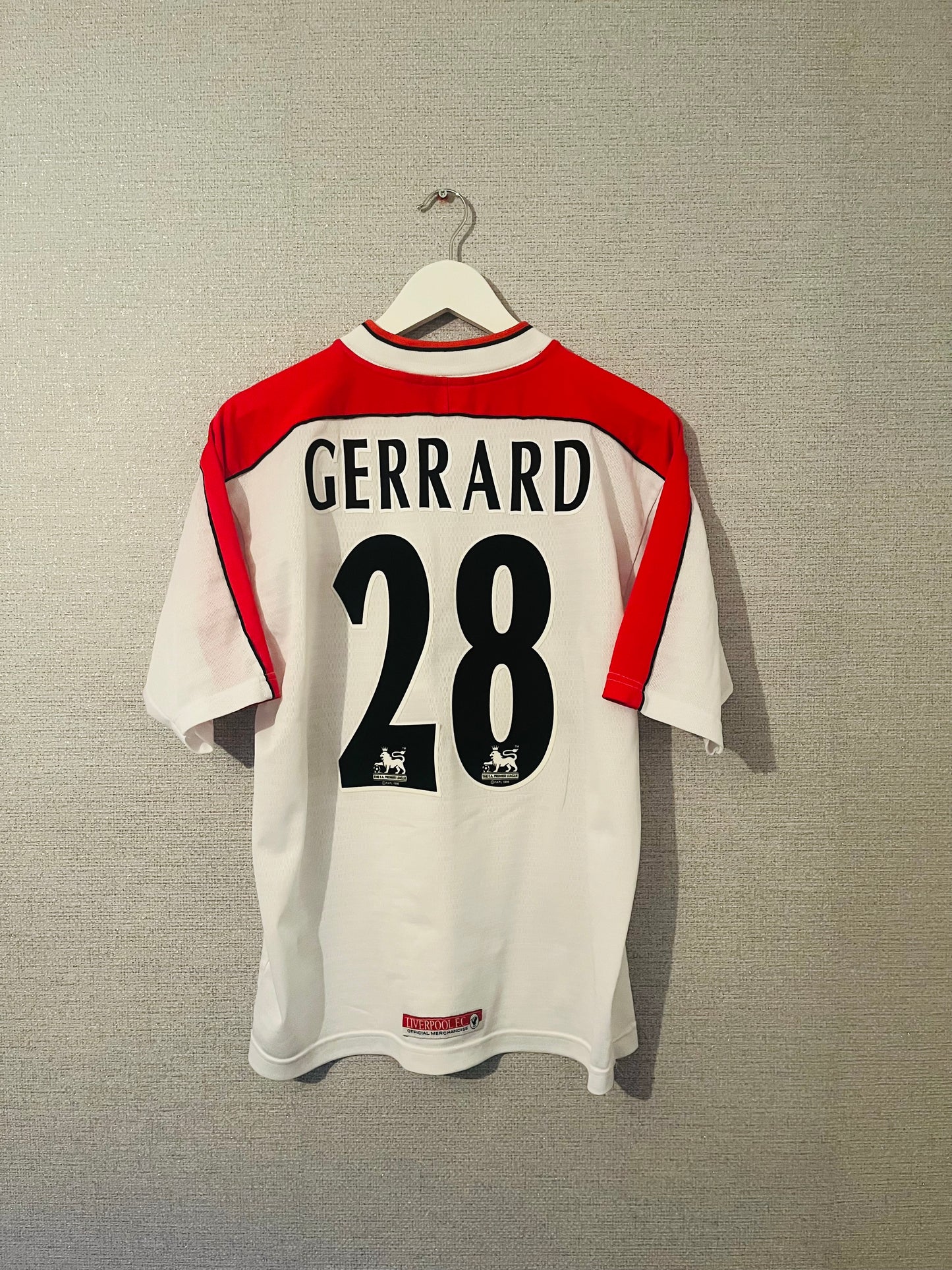 Liverpool away football shirt 1998/2000 Gerrard Medium