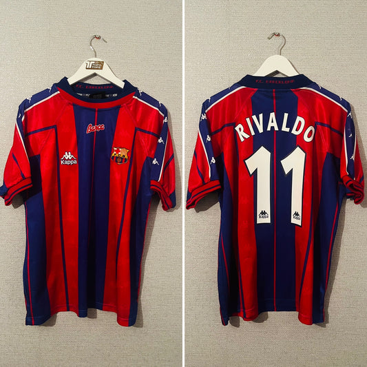 Barcelona home football shirt
1997/98 Rivaldo Medium