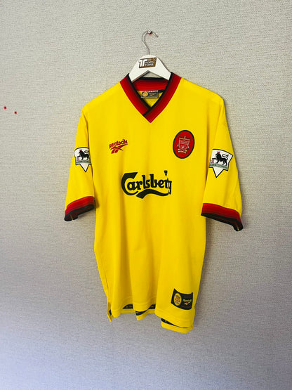 Liverpool away football shirt
1997/99 Fowler Large