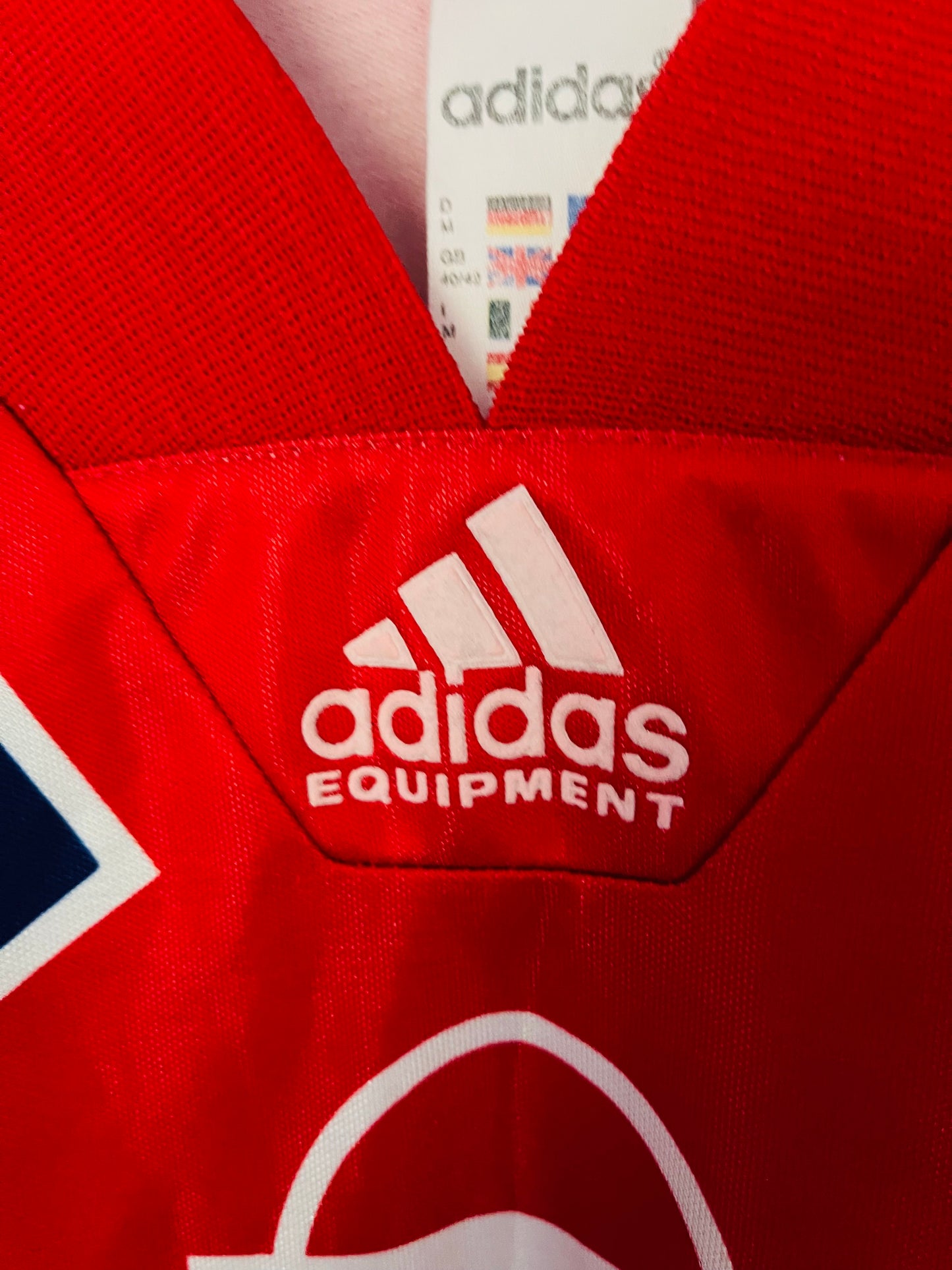 Bayern Munich home football shirt 1991/93 Medium/Large